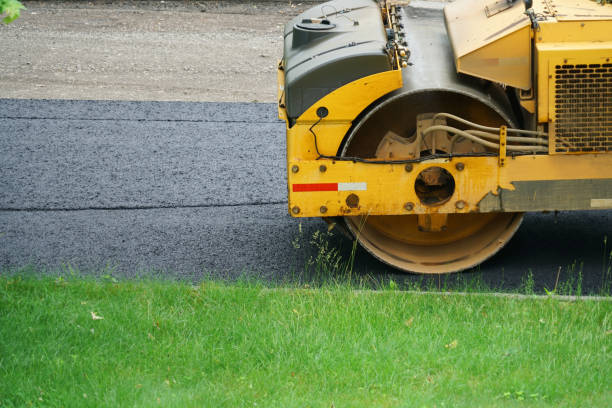 Driveway Pressure Washing in Collinsville, IL